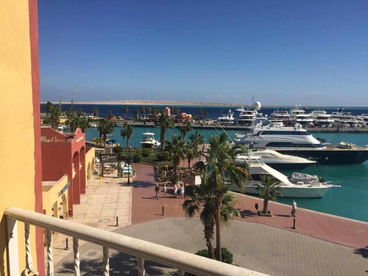 Apartament Marena *